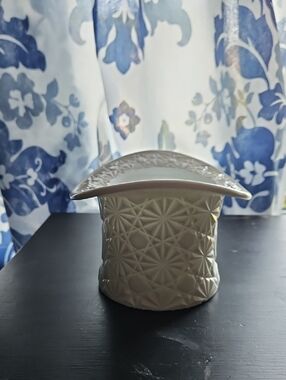Fenton Milk Glass Hat